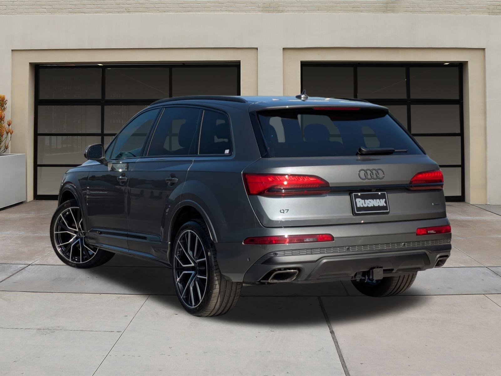 New 2025 Audi Q7 3.0T Premium Plus image 3