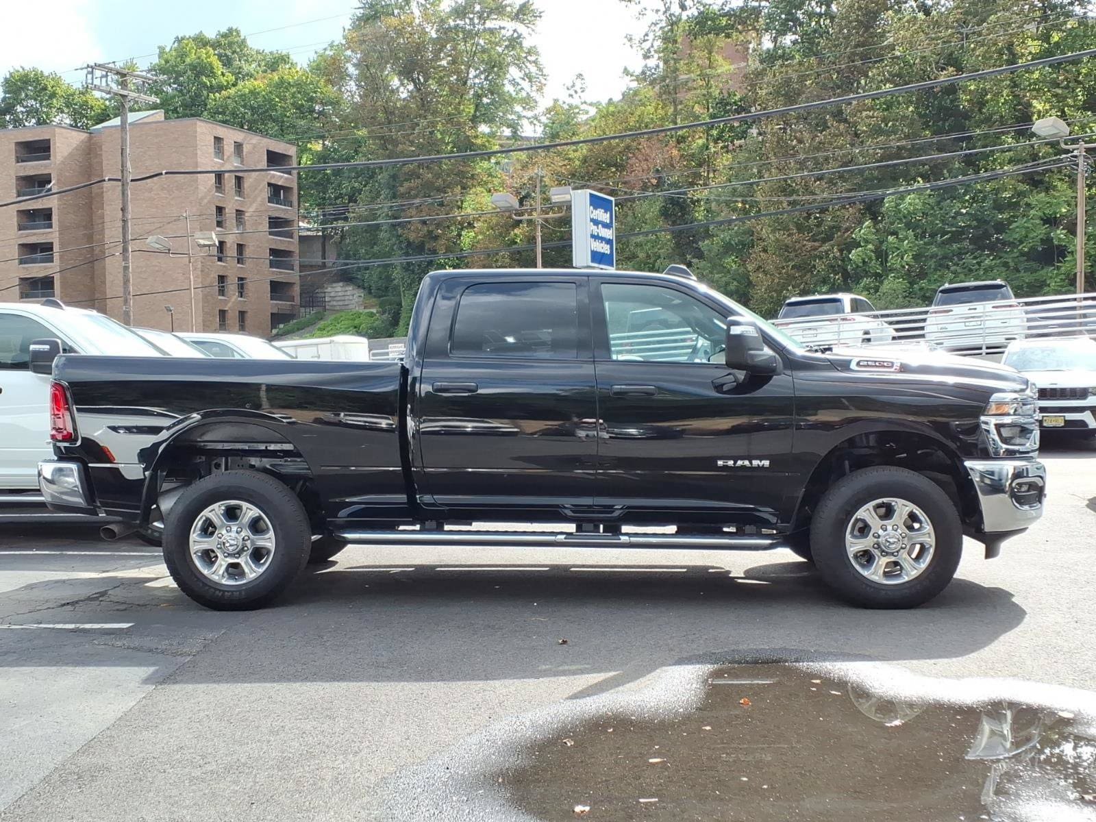 Certified 2026 RAM 2500 Big Horn AWD/4WD image 4