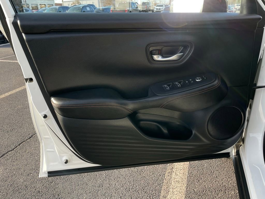 Certified 2024 Honda HR-V Sport image 23