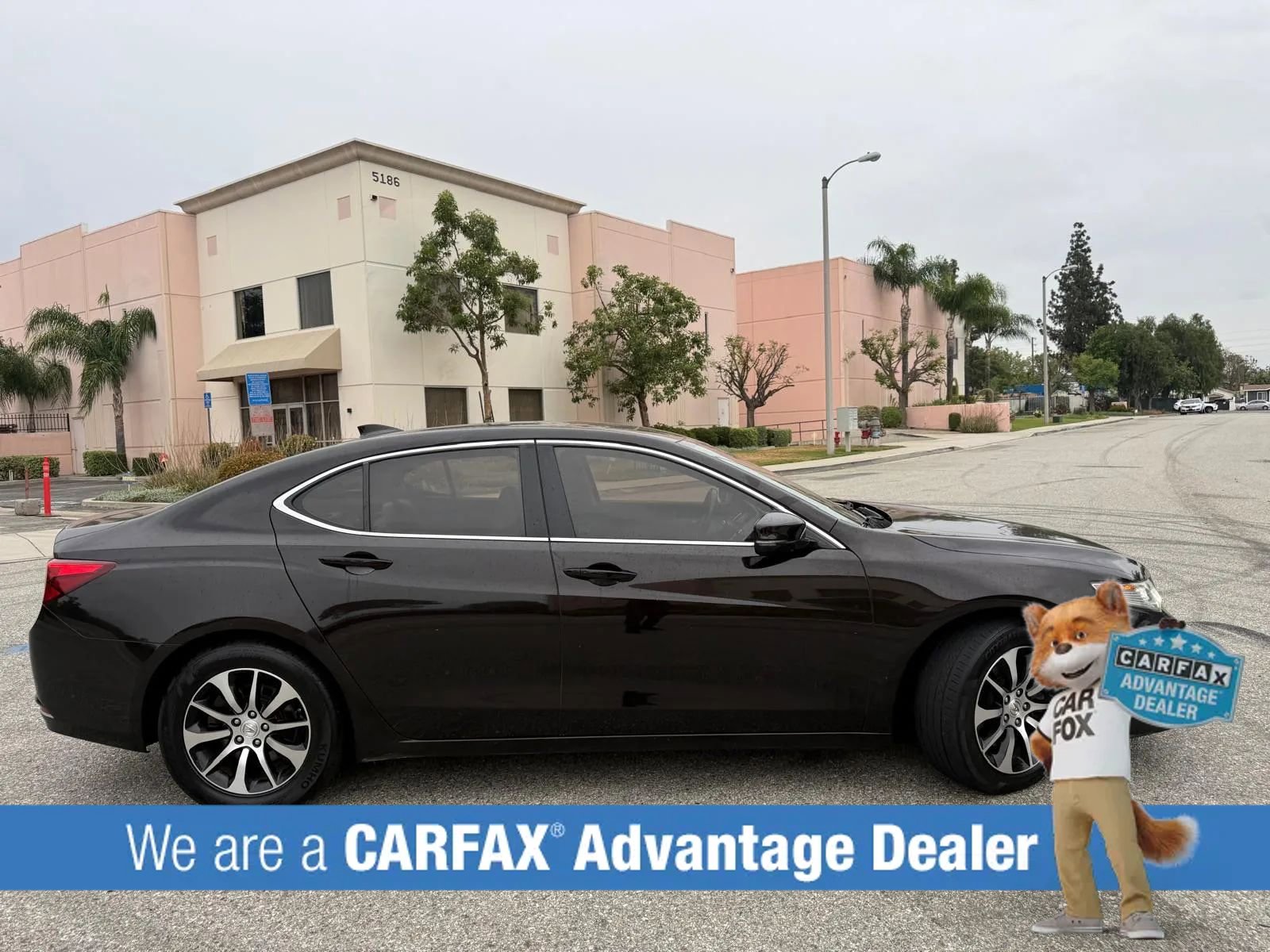 Used 2015 Acura TLX image 3