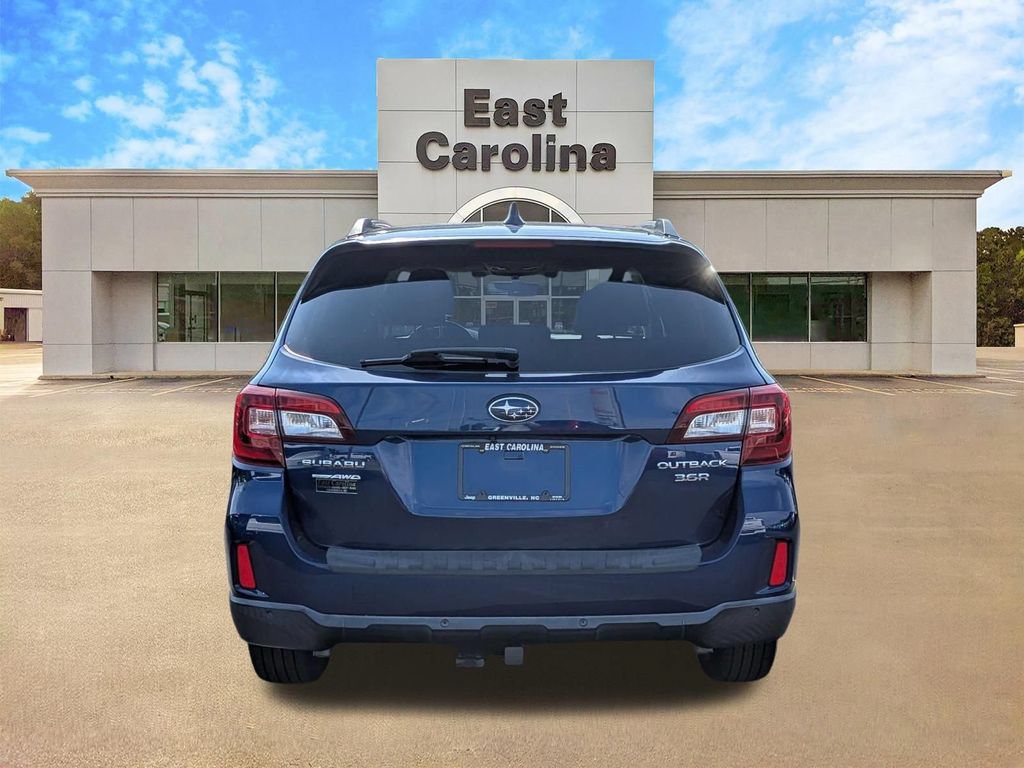 Used 2017 Subaru Outback 3.6R Touring w/ Popular Package #5A AWD/4WD image 4