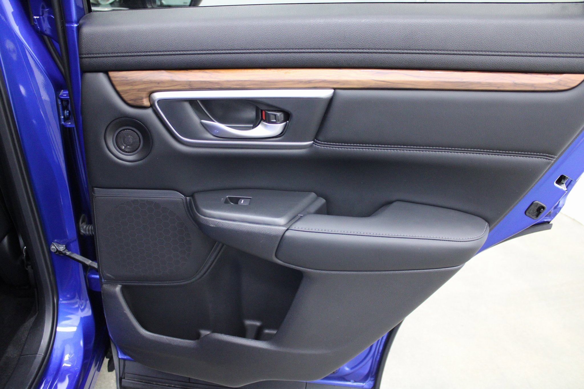 Used 2020 Honda CR-V EX-L image 26