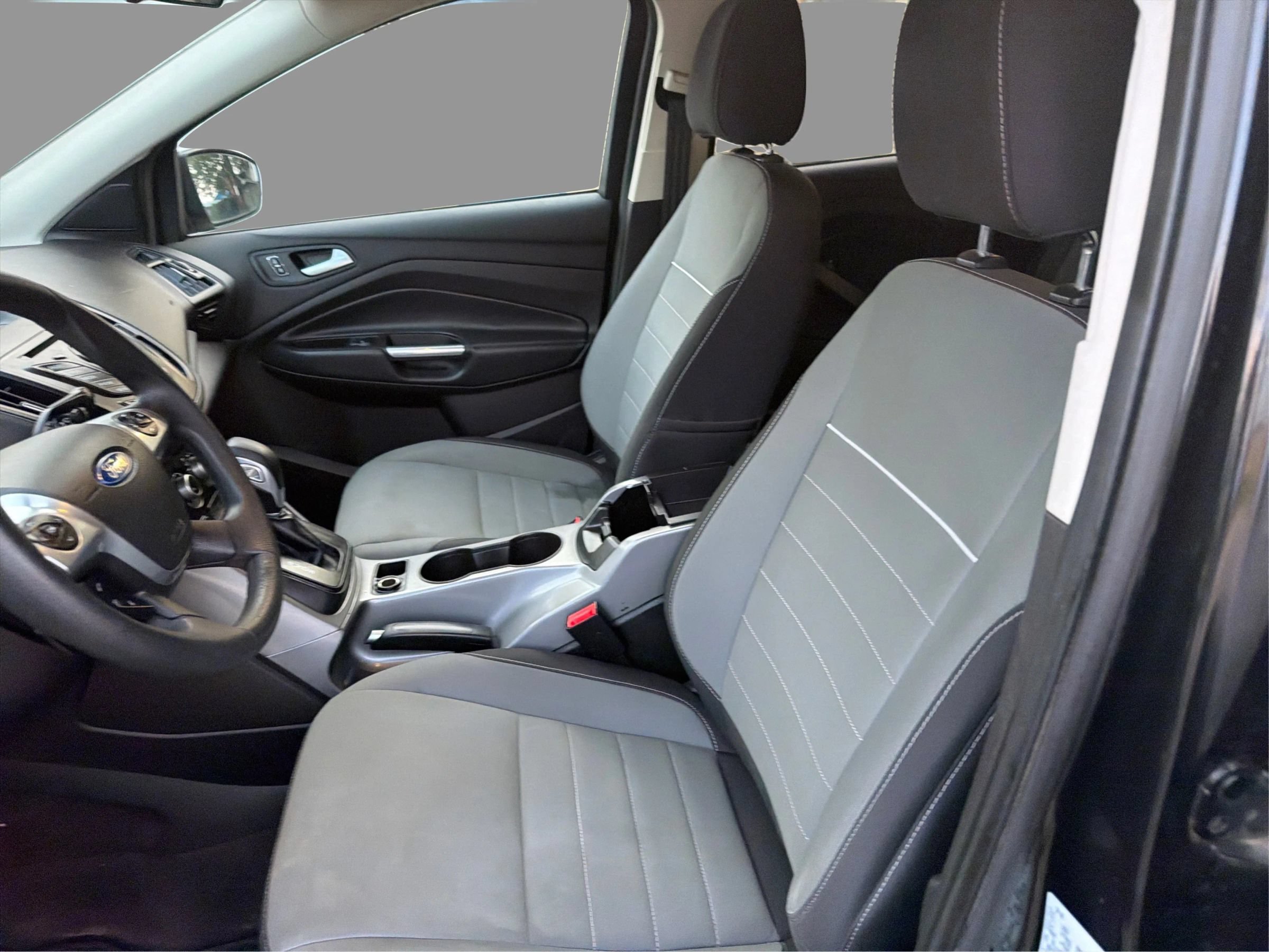 Used 2015 Ford Escape SE FWD image 10