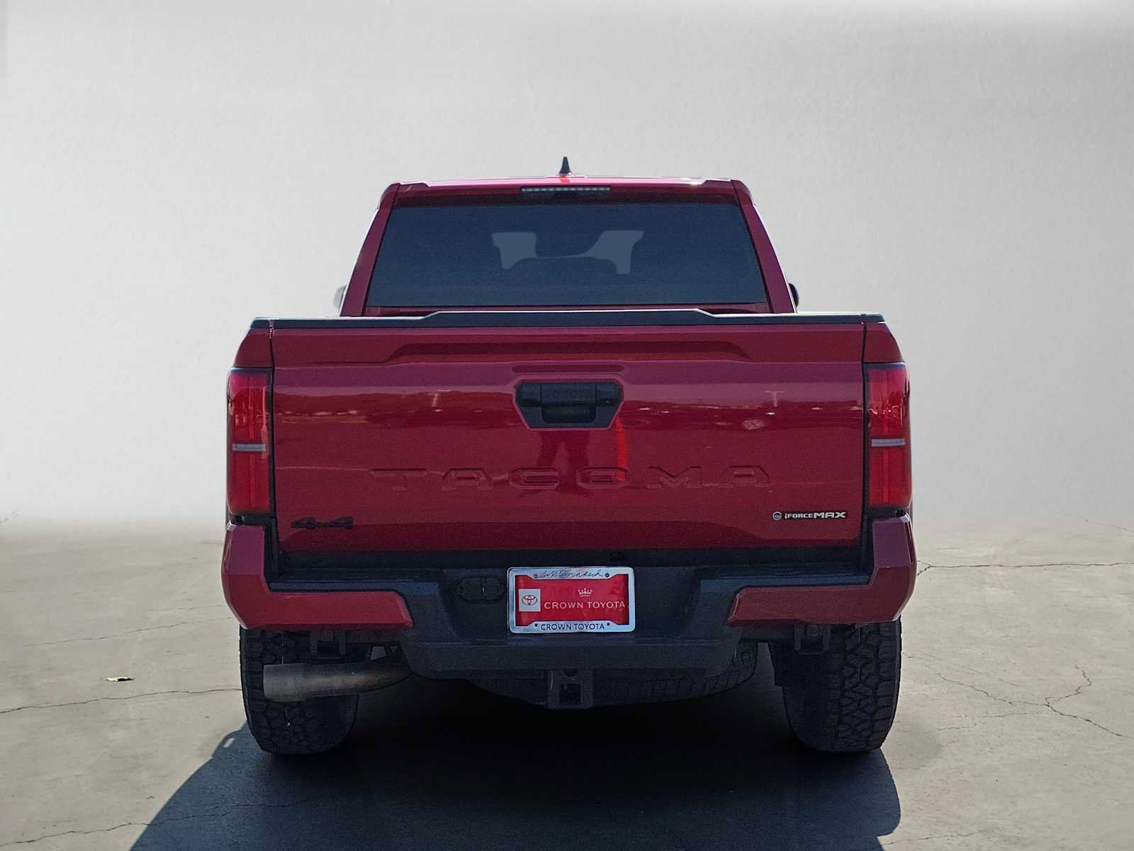 Certified 2025 Toyota Tacoma TRD Off-Road AWD/4WD image 4
