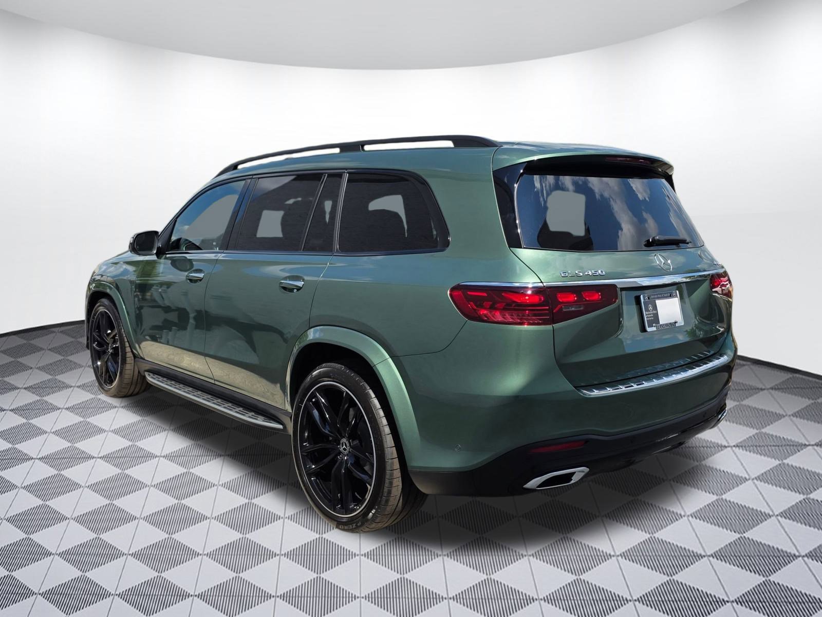 New 2026 Mercedes-Benz GLS 450 4MATIC image 2
