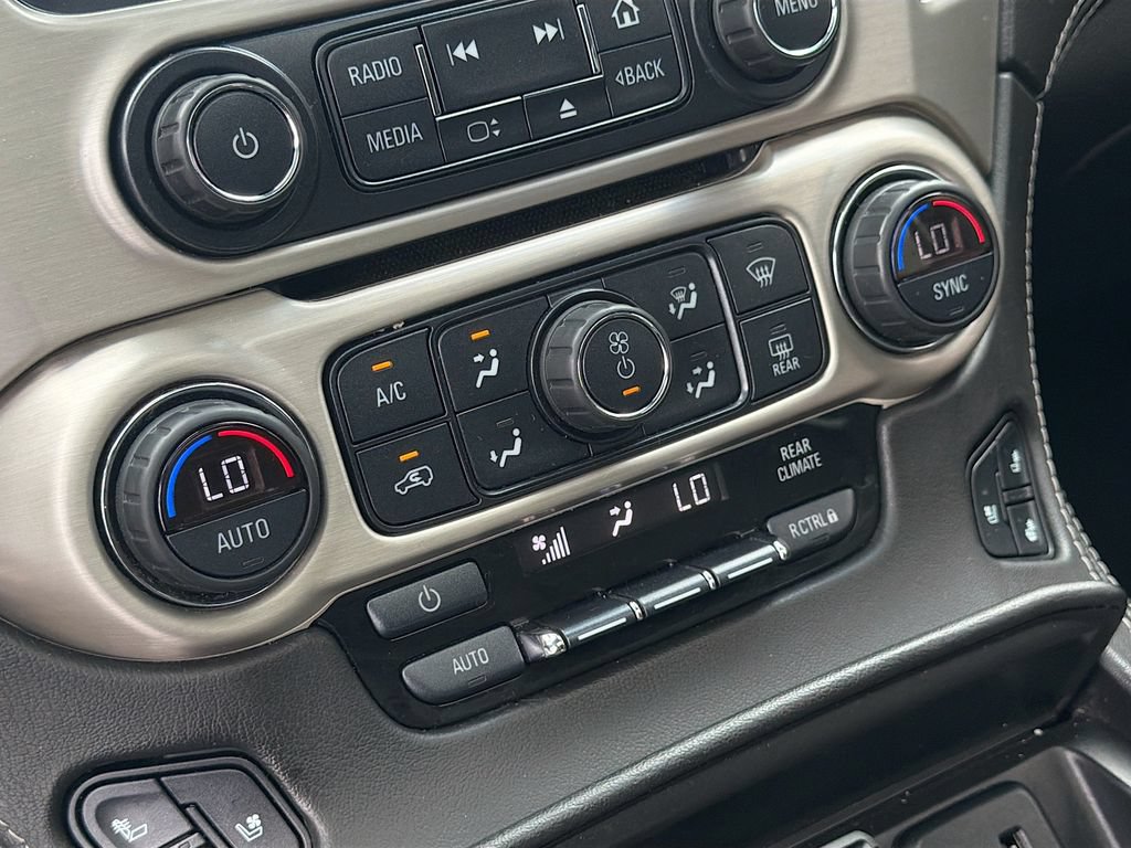 Used 2019 GMC Yukon Denali w/ Denali Ultimate Package AWD/4WD image 21