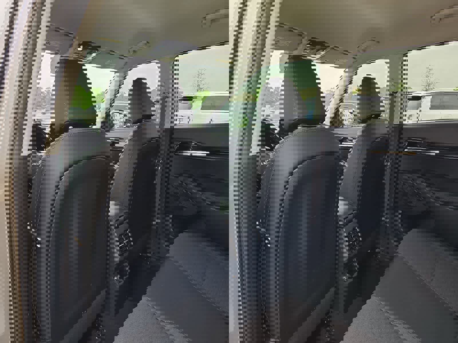 Certified 2023 Kia Seltos S w/ Navigation Package image 16