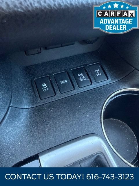 Used 2017 Toyota Highlander Plus w/ Protection Package #3 AWD/4WD image 9