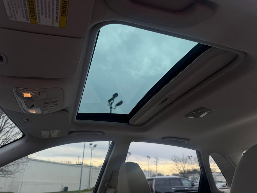 Used 2011 Subaru Impreza 2.5i Premium w/ PWR Moonroof Value Pkg image 10