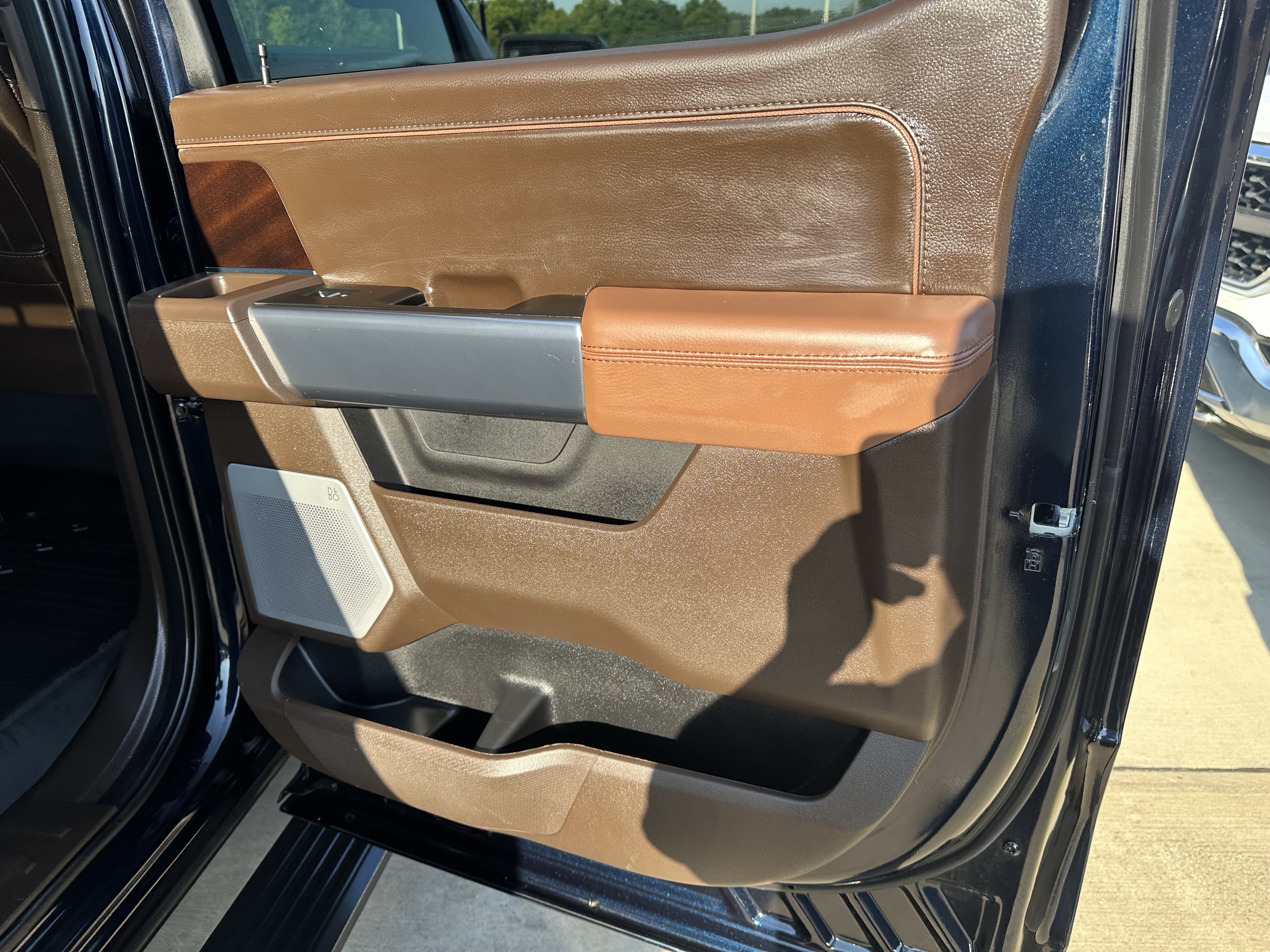 Used 2025 Ford F150 King Ranch w/ FX4 Off-Road Package AWD/4WD image 9