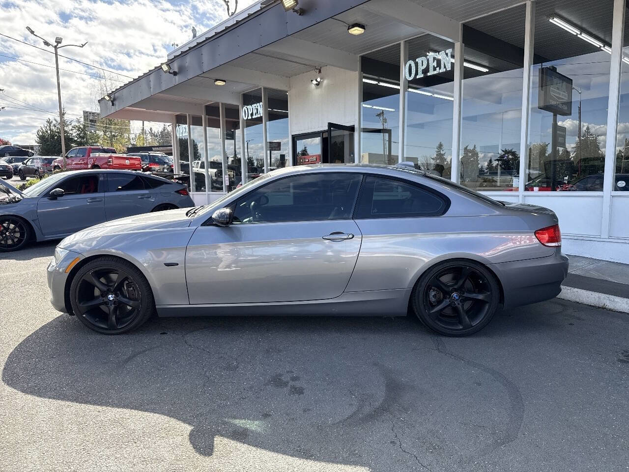 Used 2009 BMW 335i Coupe RWD image 2