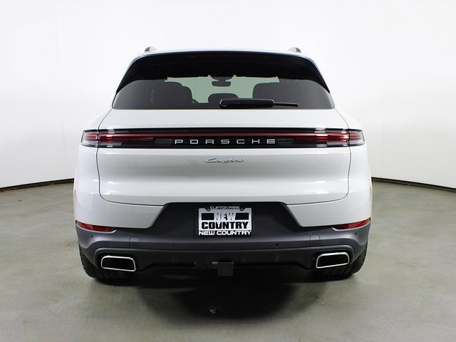 New 2025 Porsche Cayenne image 6