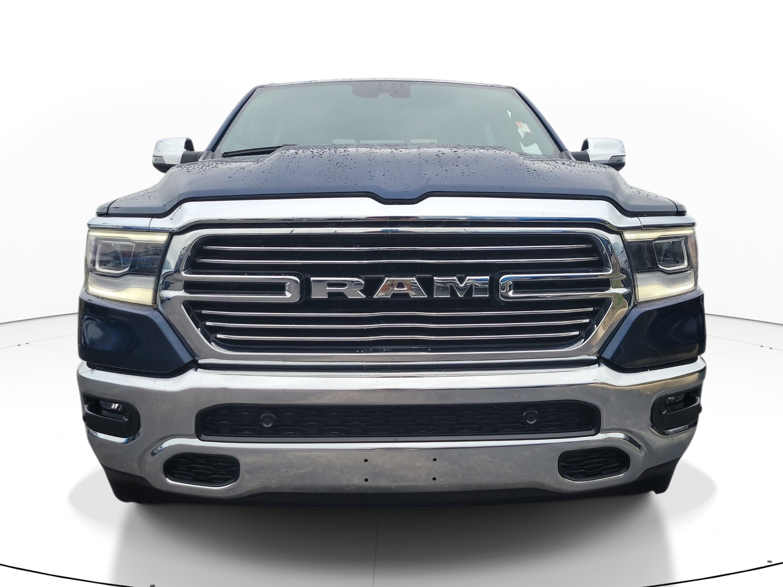 Used 2023 RAM 1500 Laramie AWD/4WD image 2