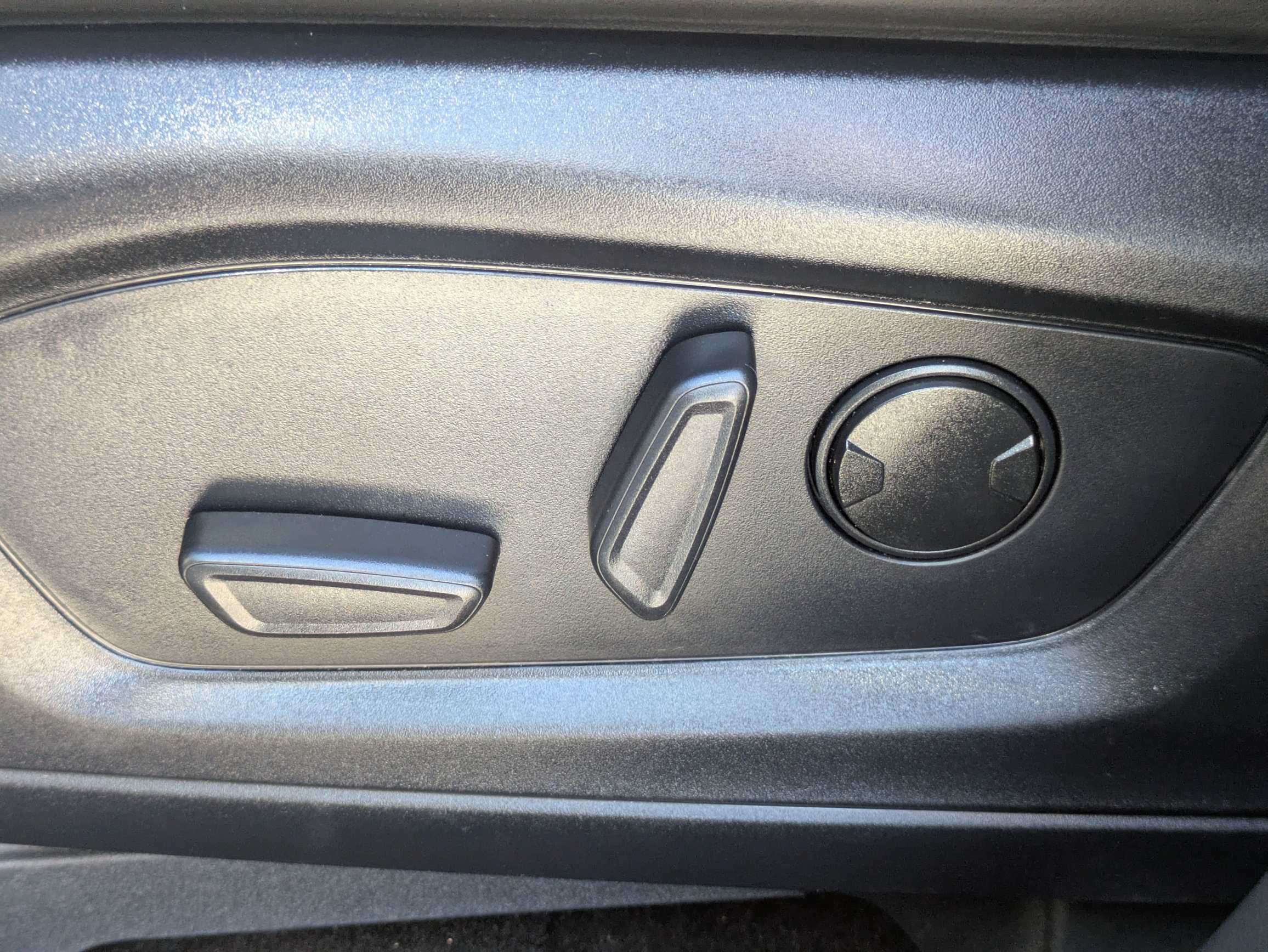 Used 2025 Ford Explorer ST-Line AWD/4WD image 20