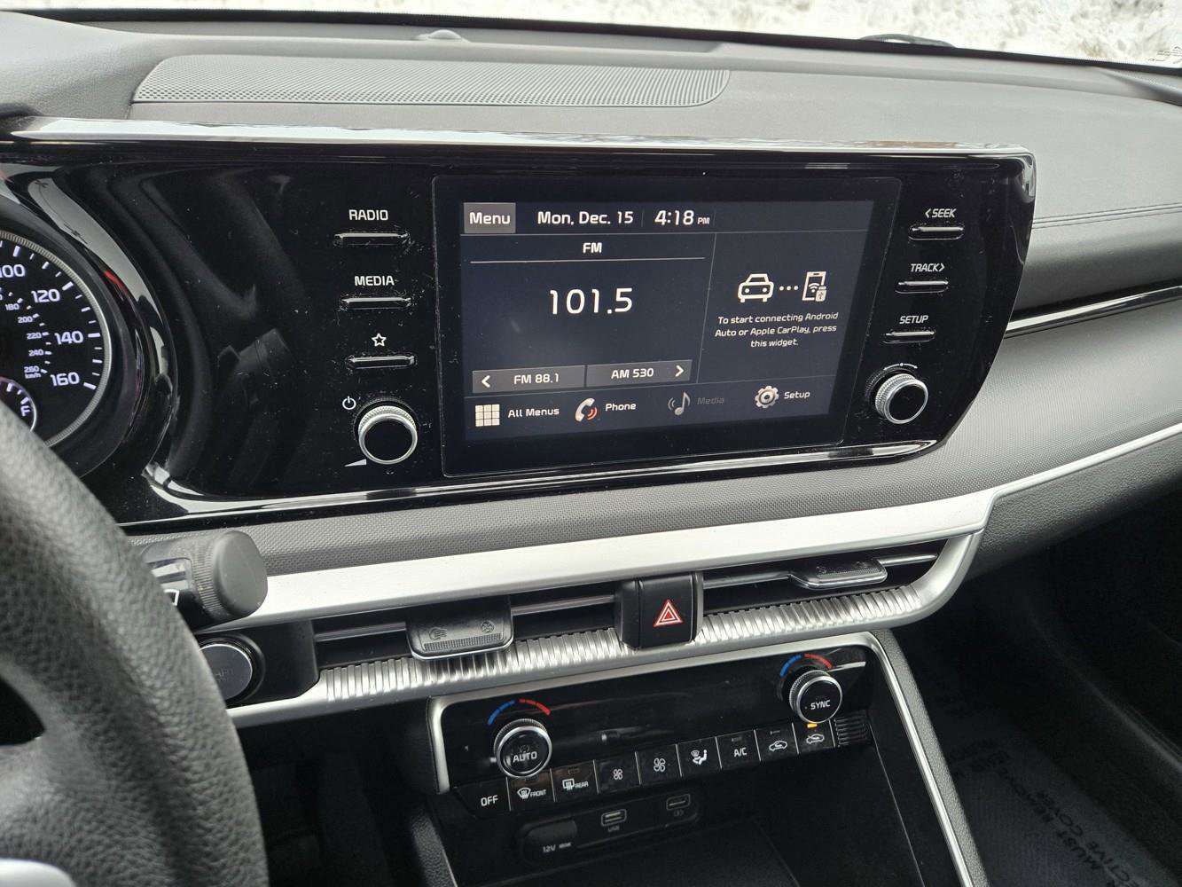 Used 2023 Kia K5 LXS image 8