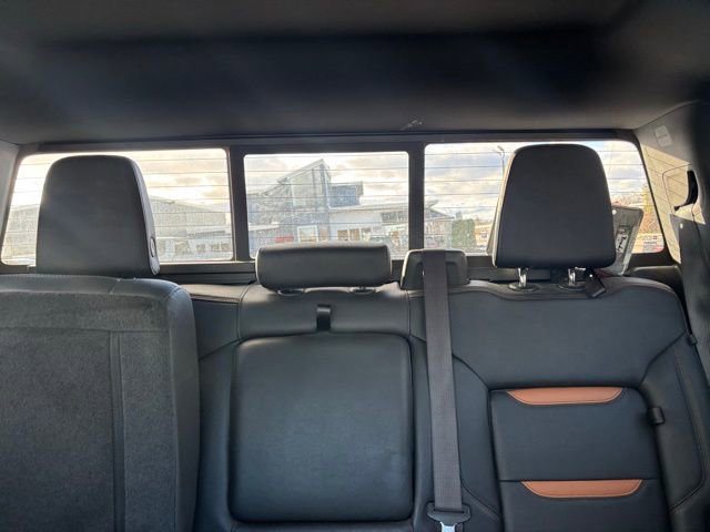 Used 2022 GMC Sierra 1500 AT4 w/ AT4 Preferred Package image 13