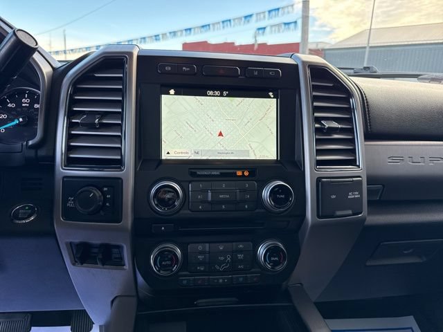 Used 2018 Ford F250 Platinum w/ Platinum Ultimate Package AWD/4WD image 28