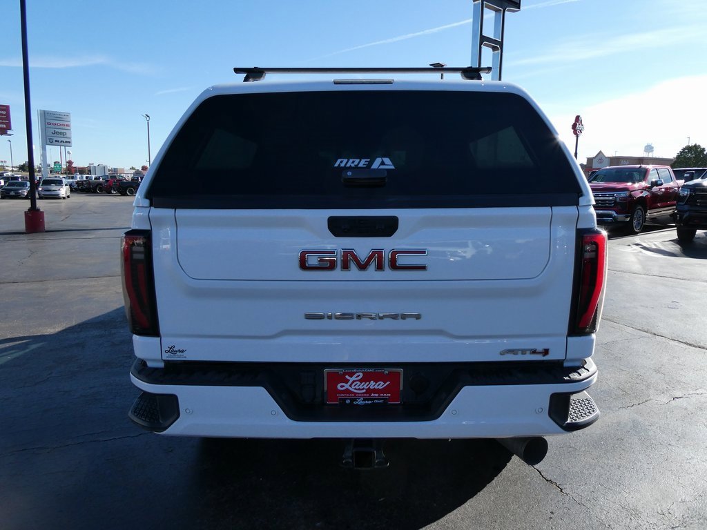 Used 2024 GMC Sierra 2500 AT4 w/ Technology Package image 6