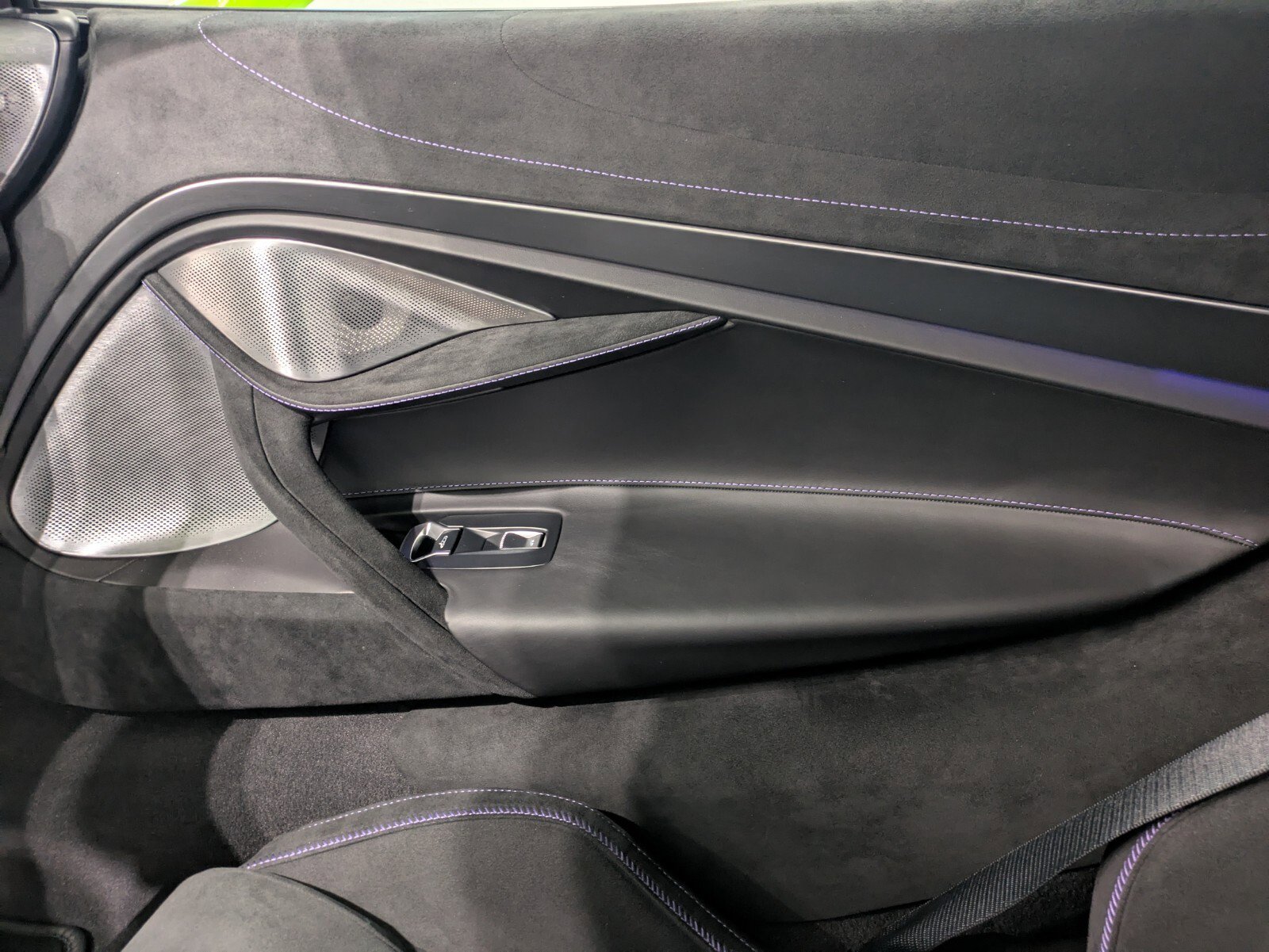 Used 2024 McLaren 750S image 16