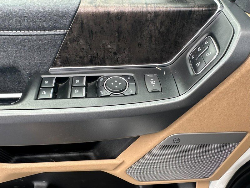 Used 2023 Ford F250 Lariat w/ Chrome Package image 11