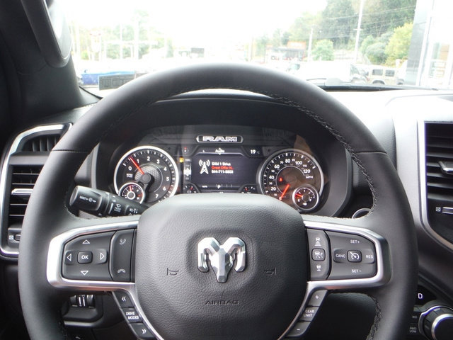 New 2027 RAM 1500 4x4 Crew Cab image 43