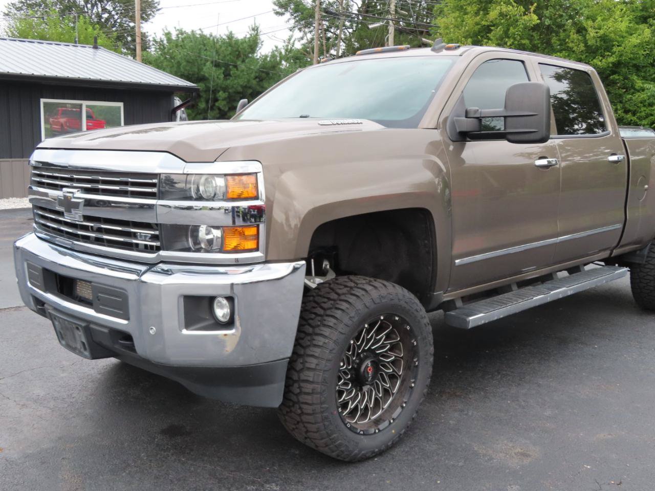 Used 2015 Chevrolet Silverado 2500 LTZ w/ Duramax Plus Package AWD/4WD image 10