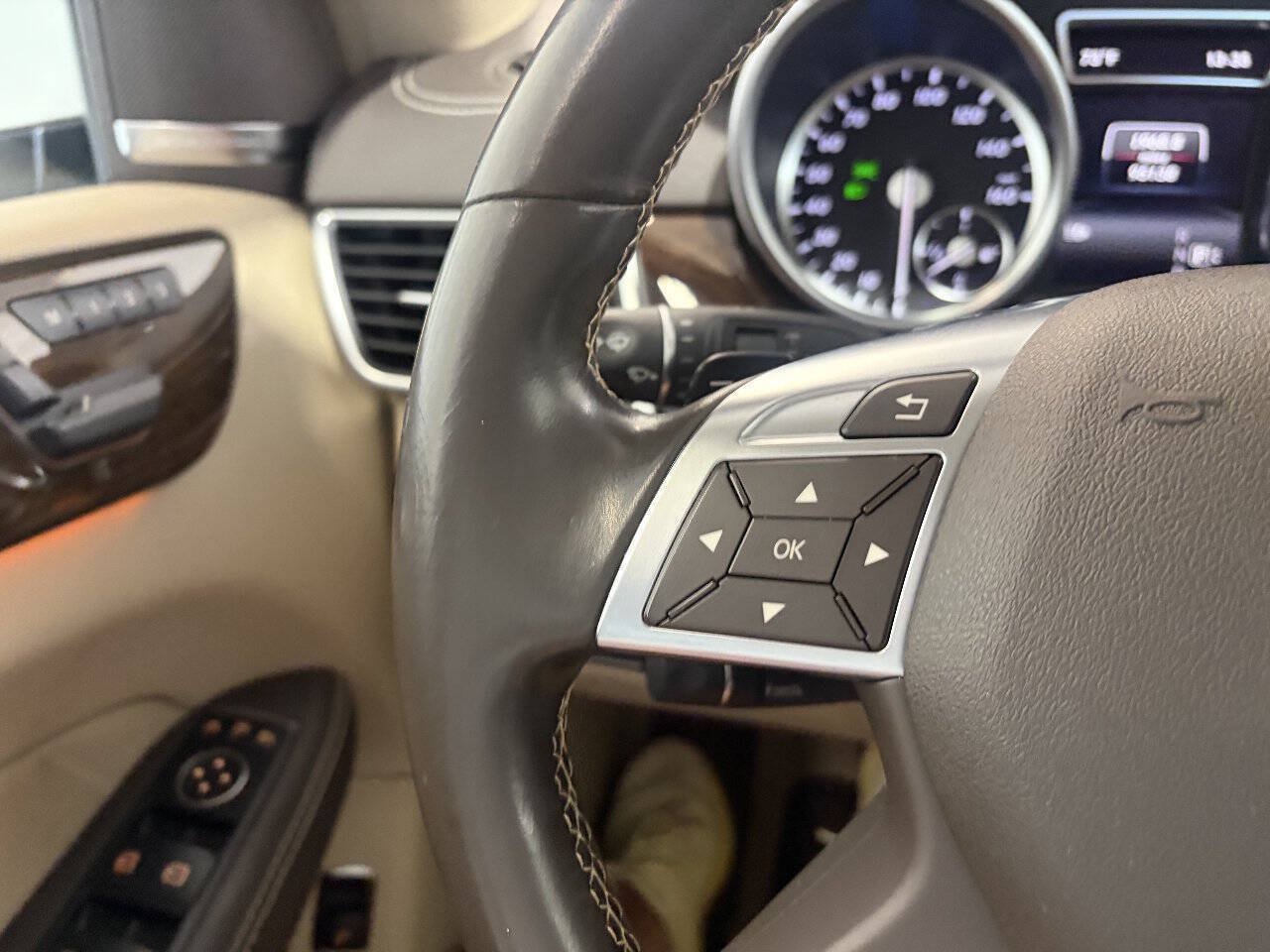 Used 2016 Mercedes-Benz GL 450 4MATIC image 19