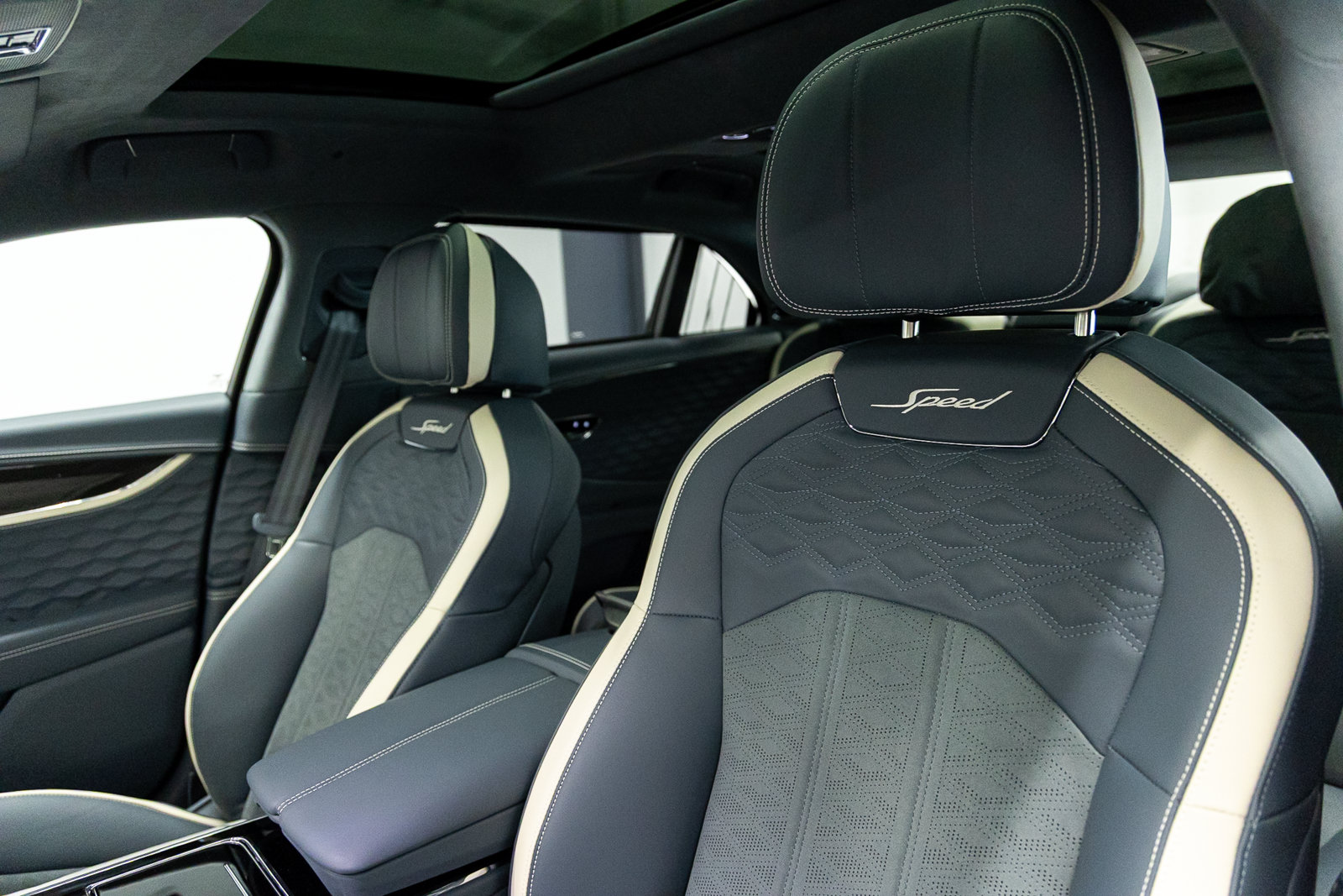 New 2026 Bentley Flying Spur Plug-In Hybrid AWD/4WD image 29