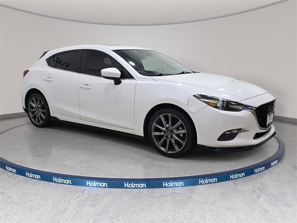 Used 2018 MAZDA MAZDA3 Grand Touring w/ Premium Equipment Package image 5