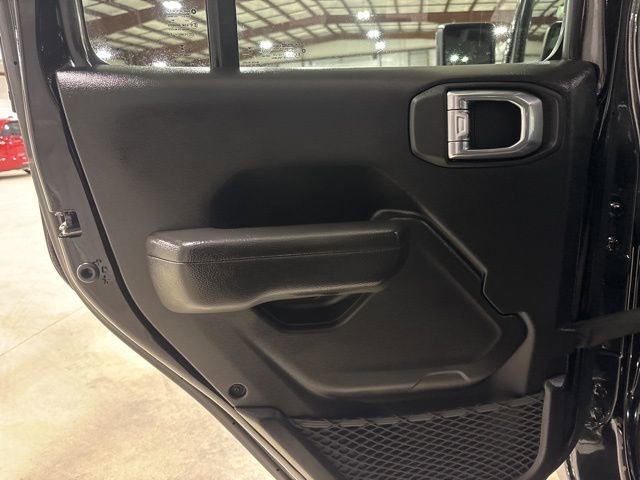 Used 2025 Jeep Wrangler Sport image 11