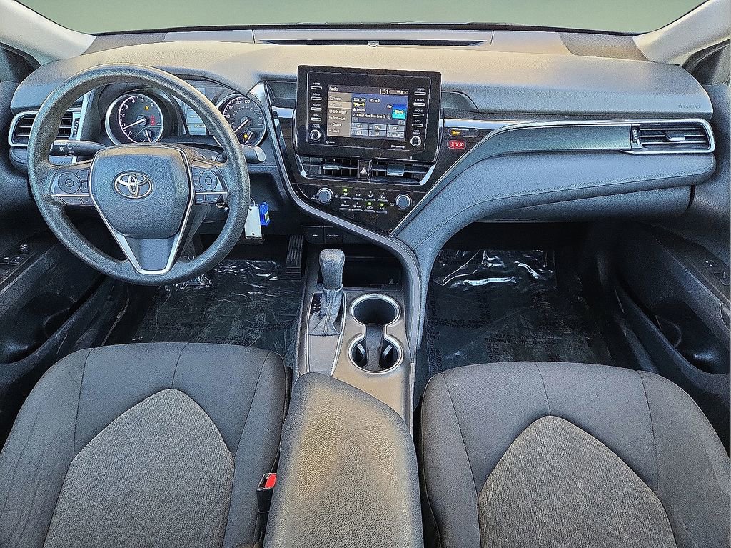 Used 2021 Toyota Camry LE image 15