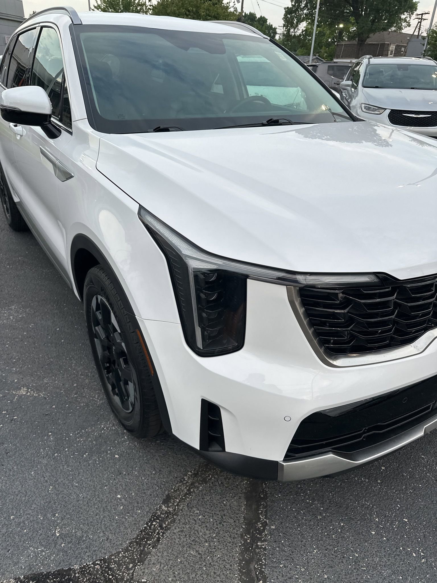 Used 2024 Kia Sorento S image 16