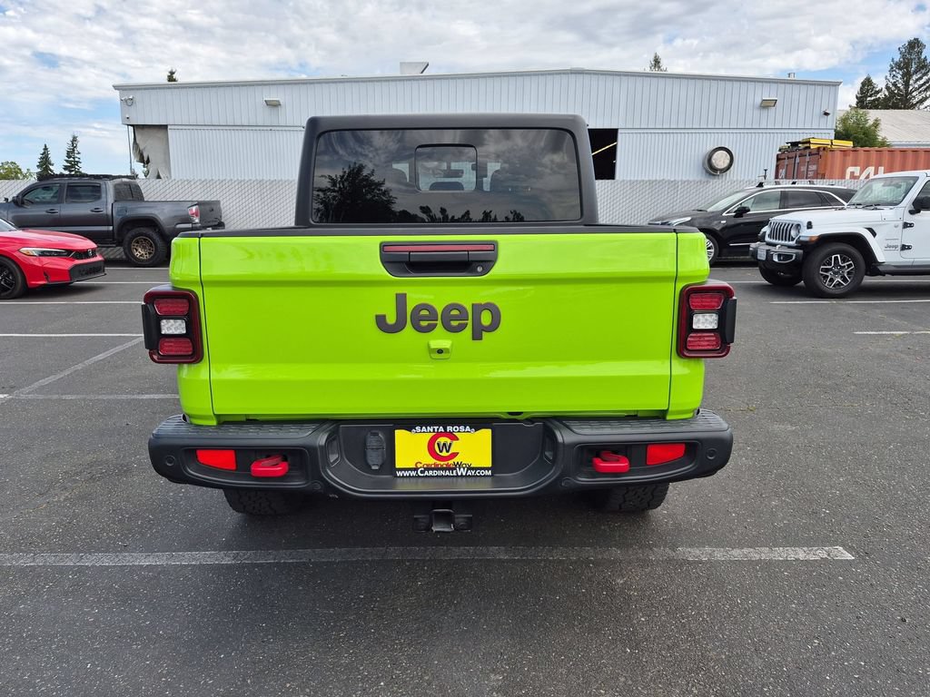 Used 2021 Jeep Gladiator Rubicon AWD/4WD image 4