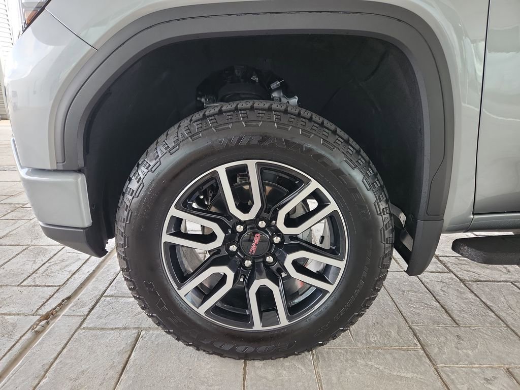 Used 2026 GMC Sierra 1500 AT4 w/ AT4 Premium Package image 32