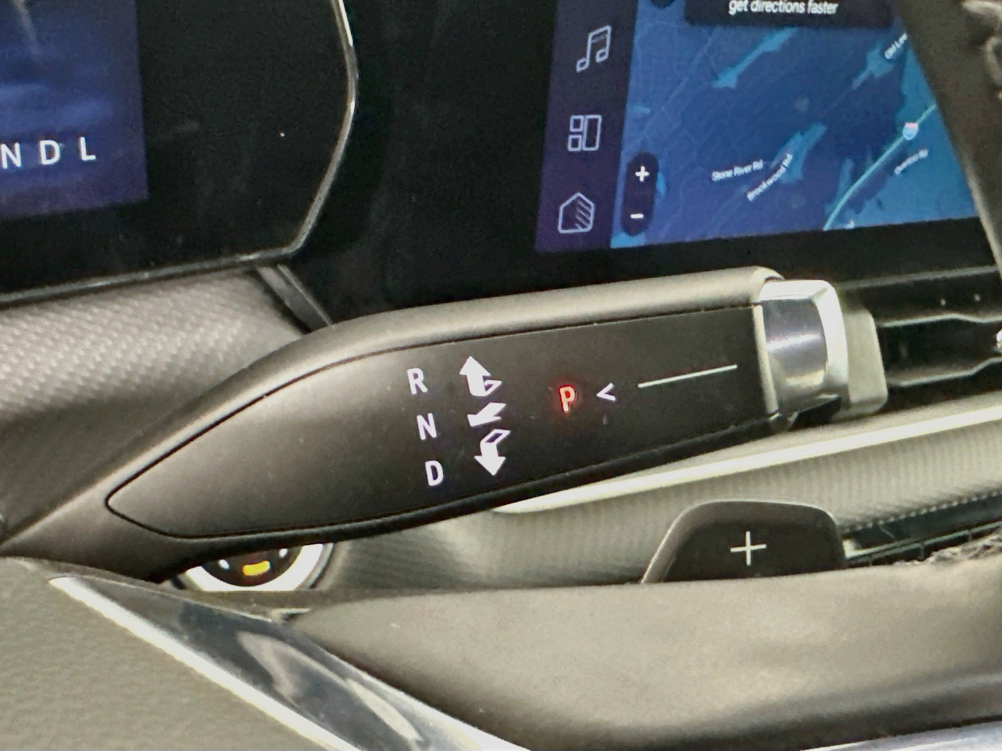 Used 2025 Chevrolet Equinox LT FWD image 25