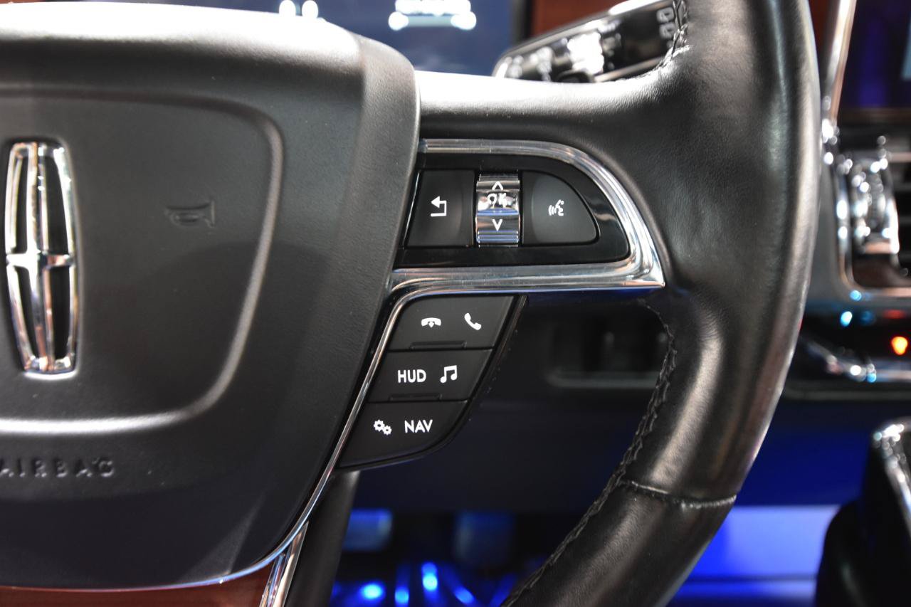 Used 2018 Lincoln Navigator L Reserve w/ Technology Package AWD/4WD image 18