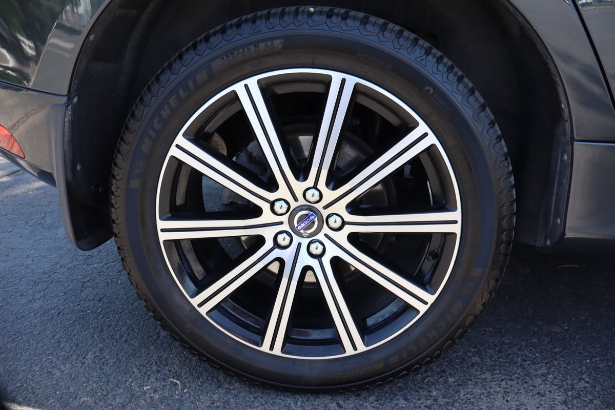 Used 2015 Volvo XC60 T5 AWD/4WD image 43