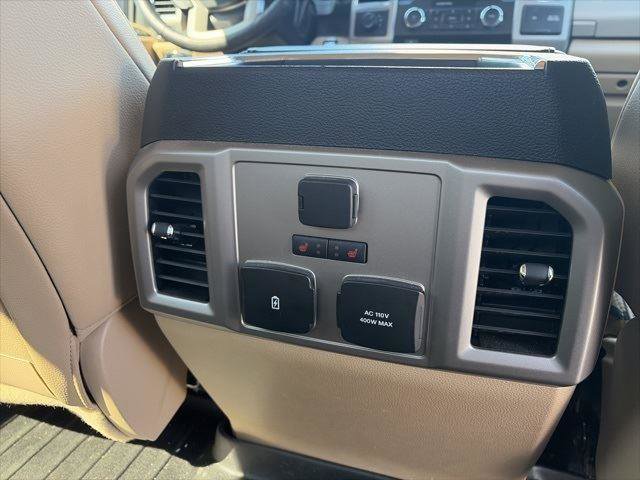 Used 2018 Ford F350 Lariat w/ Lariat Ultimate Package image 19
