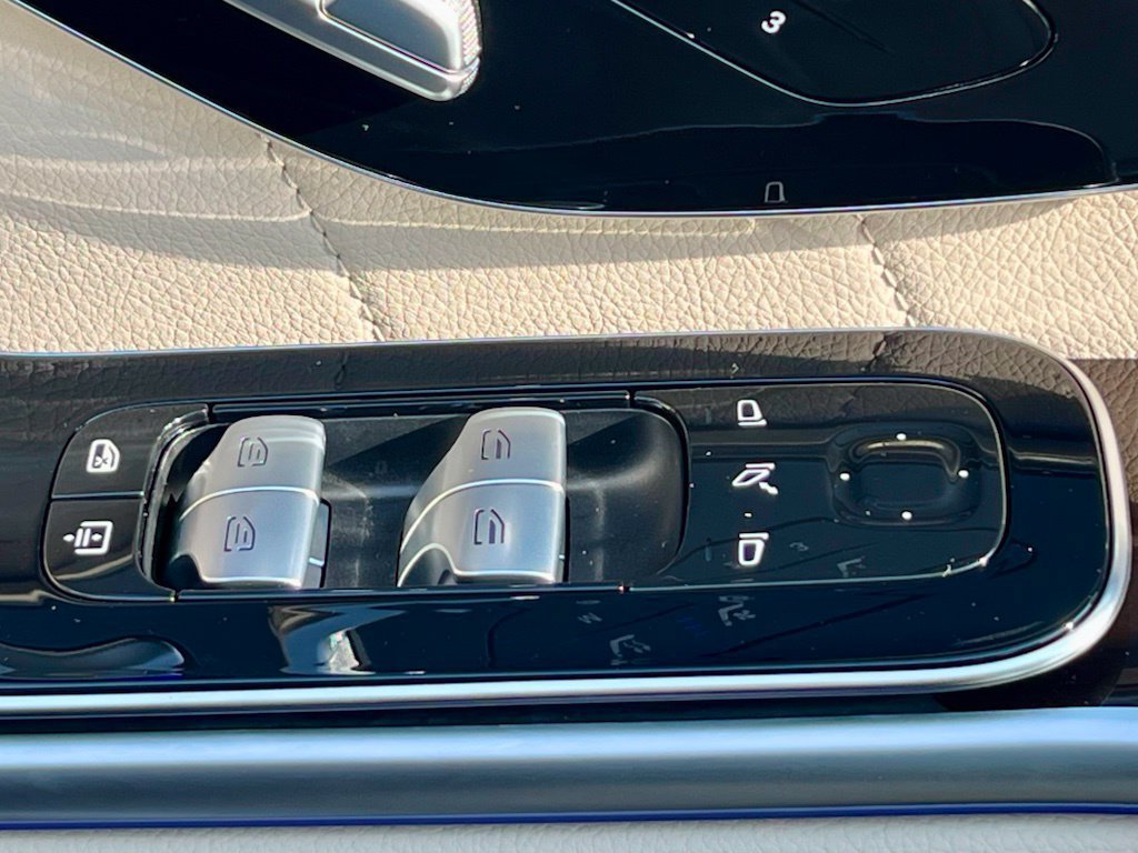 Certified 2024 Mercedes-Benz S 580e 4MATIC Sedan image 38