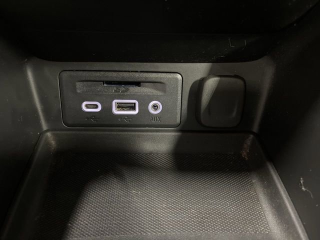 Used 2023 GMC Terrain SLT FWD image 18