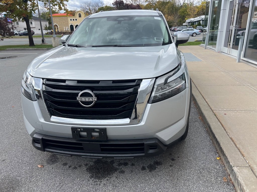 Used 2022 Nissan Pathfinder SV image 41