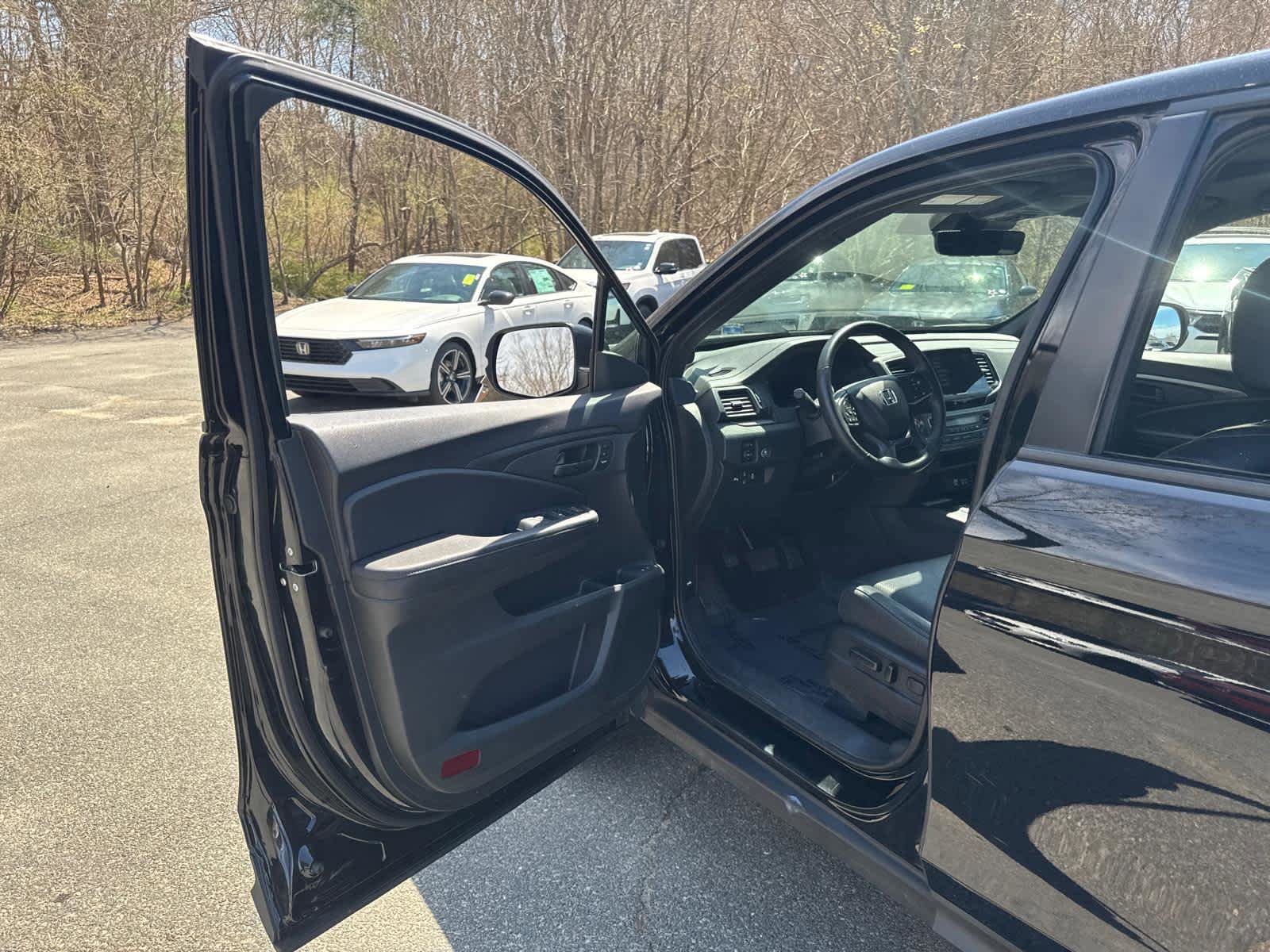 Used 2023 Honda Passport EX-L image 12