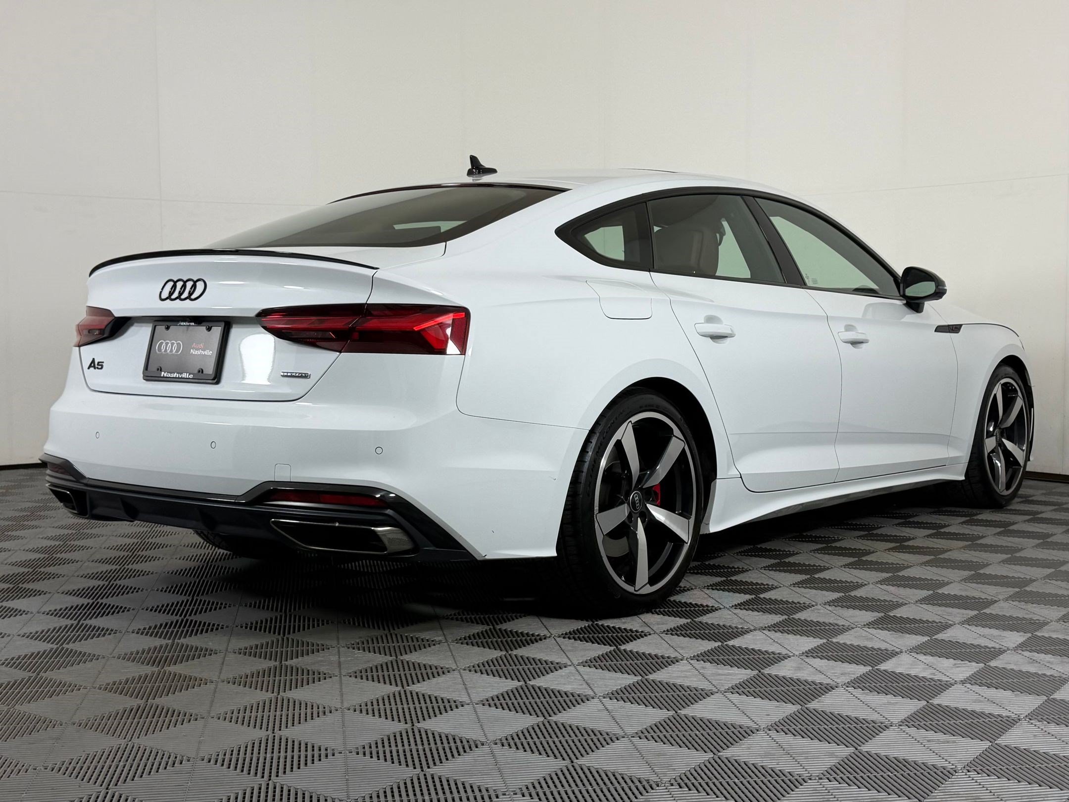 Used 2023 Audi A5 2.0T Premium Plus w/ Premium Plus AWD/4WD image 9