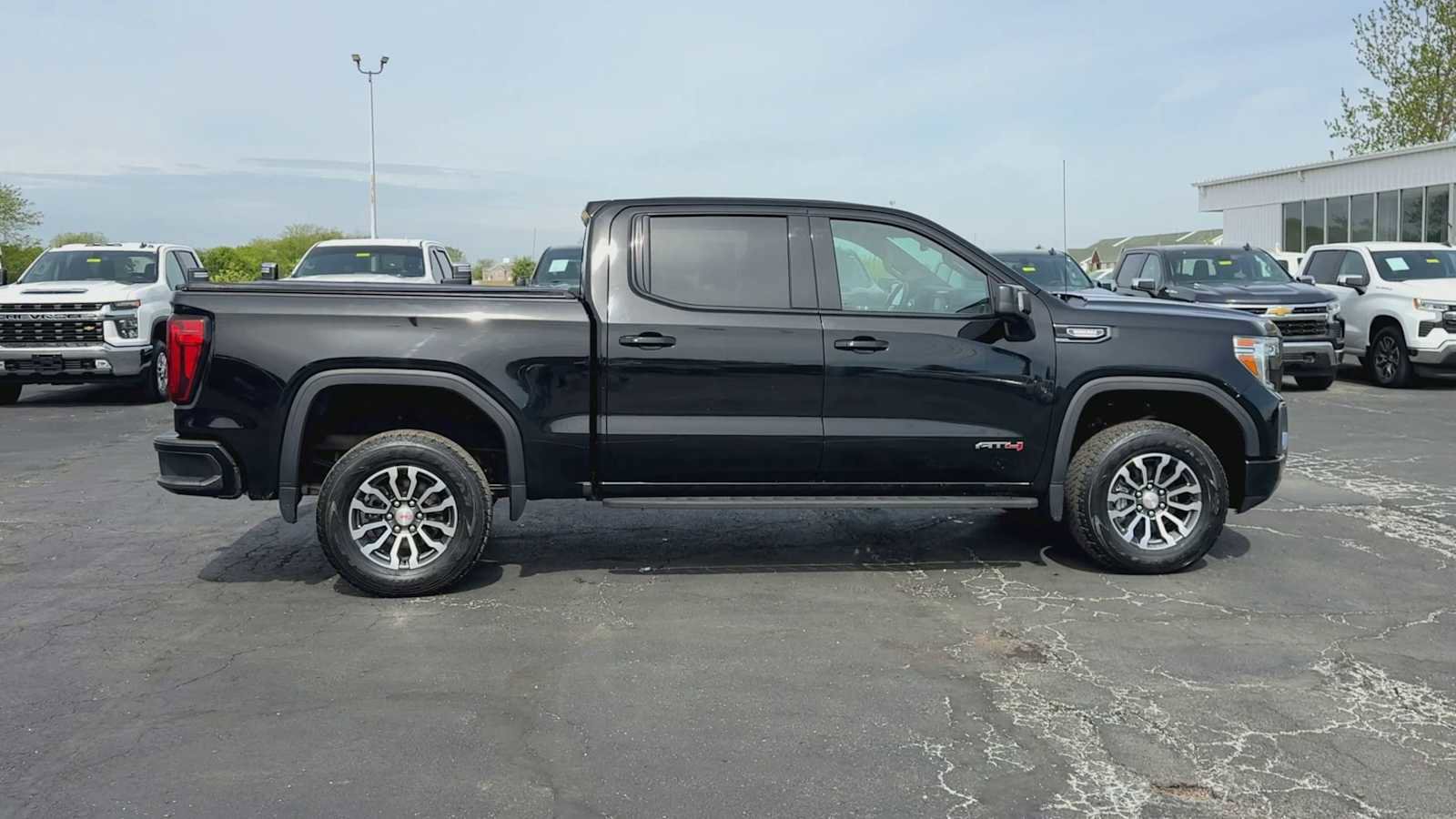 Certified 2021 GMC Sierra 1500 AT4 AWD/4WD image 9