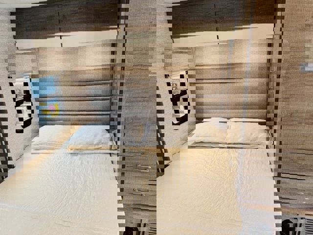 Used 2022 Mercedes-Benz Sprinter 3500 image 34