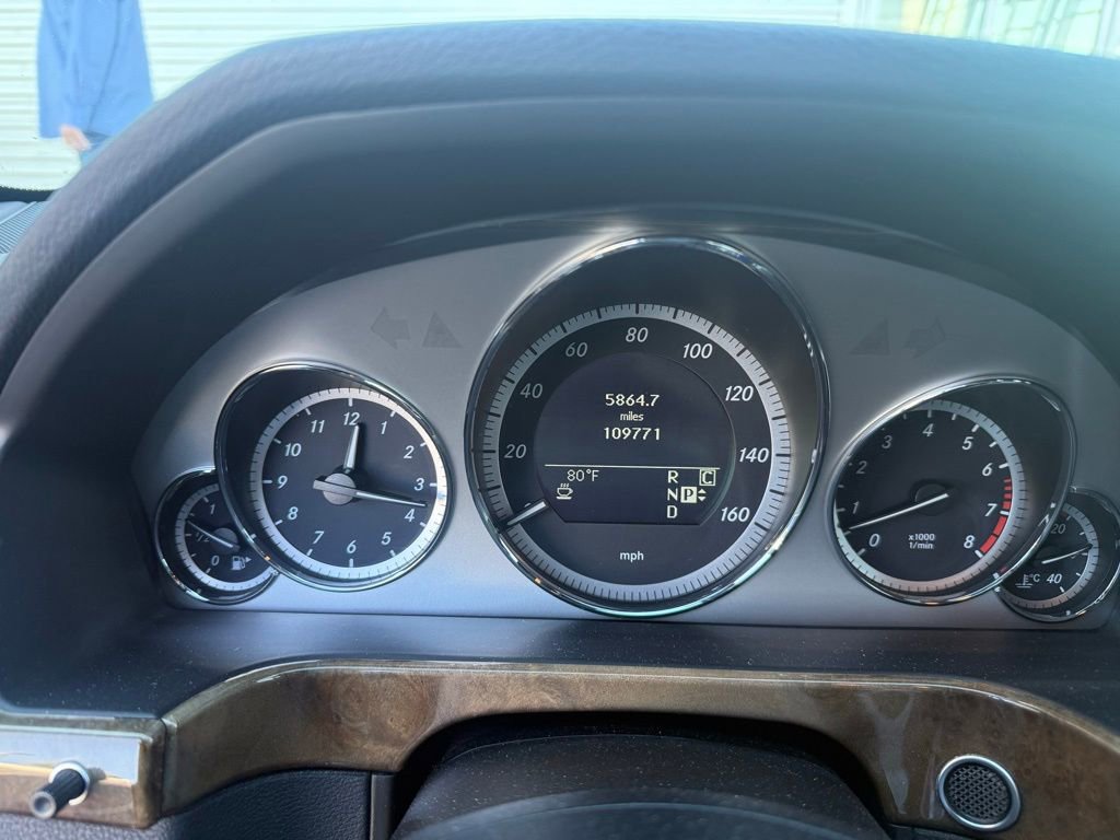 Used 2010 Mercedes-Benz E 350 Sedan image 13