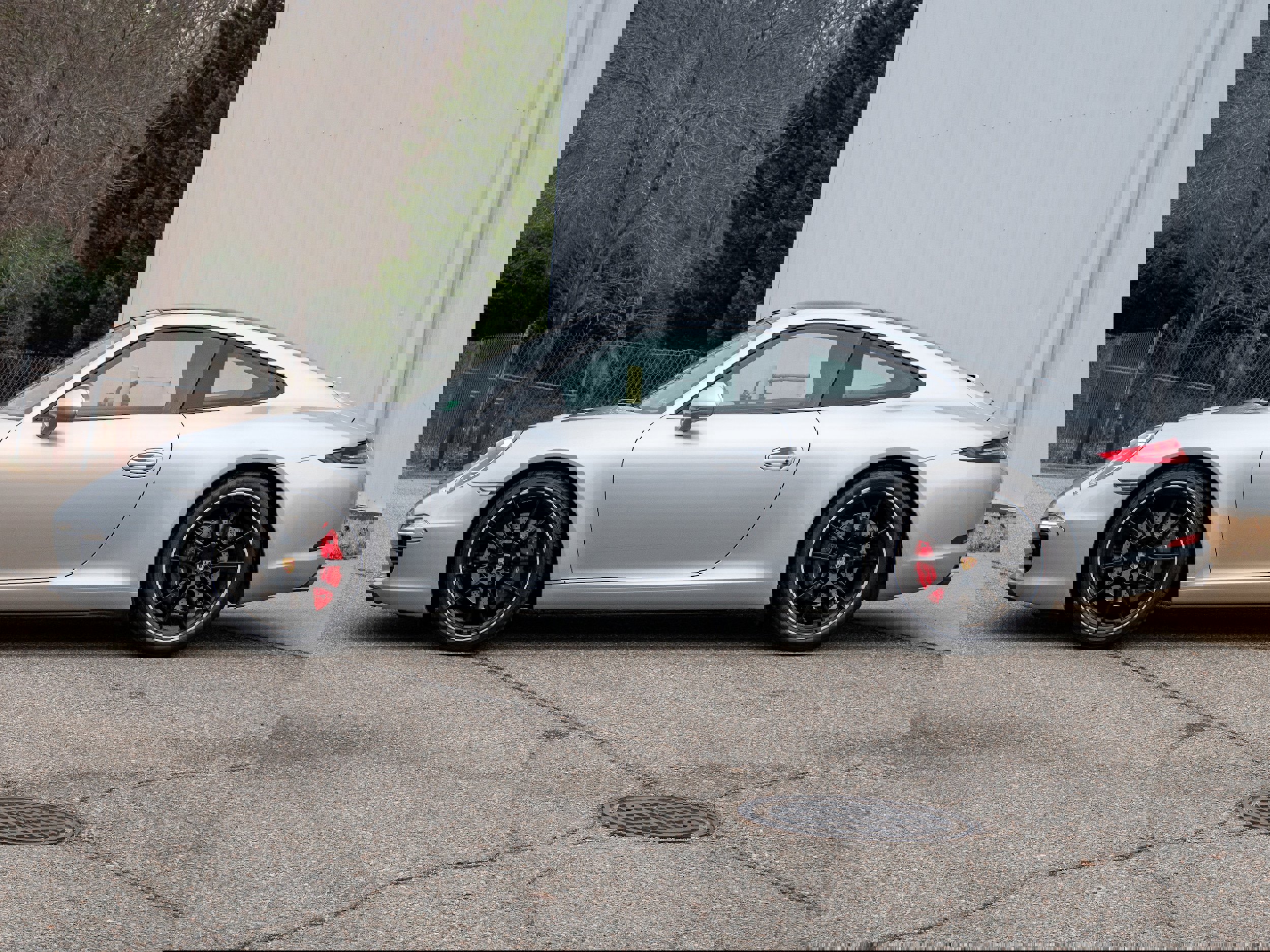 Used 2015 Porsche 911 Carrera S image 2