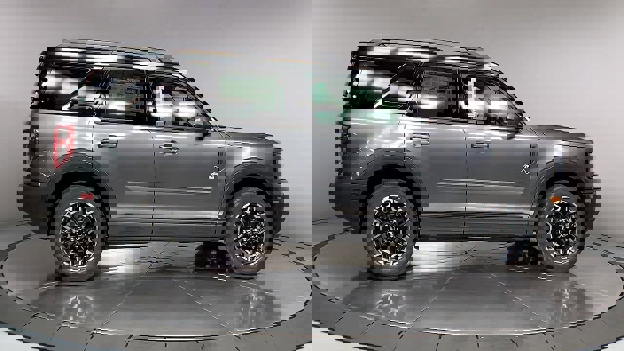 New 2025 Ford Bronco Sport Outer Banks image 9