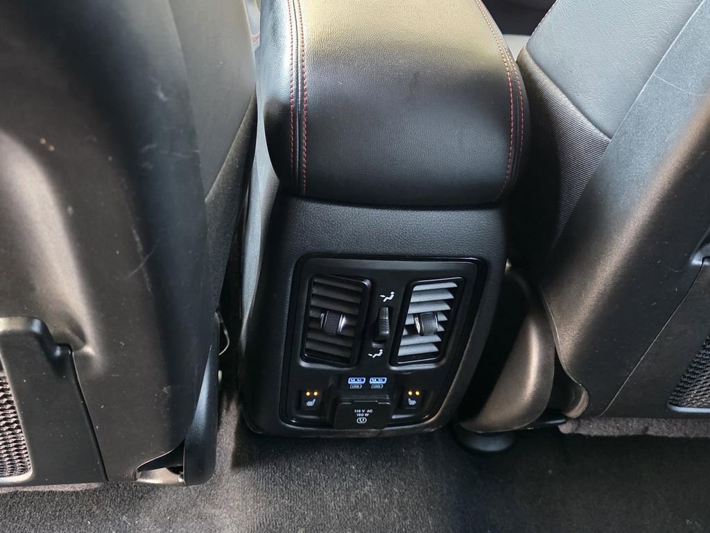 Used 2025 Dodge Durango GT image 13