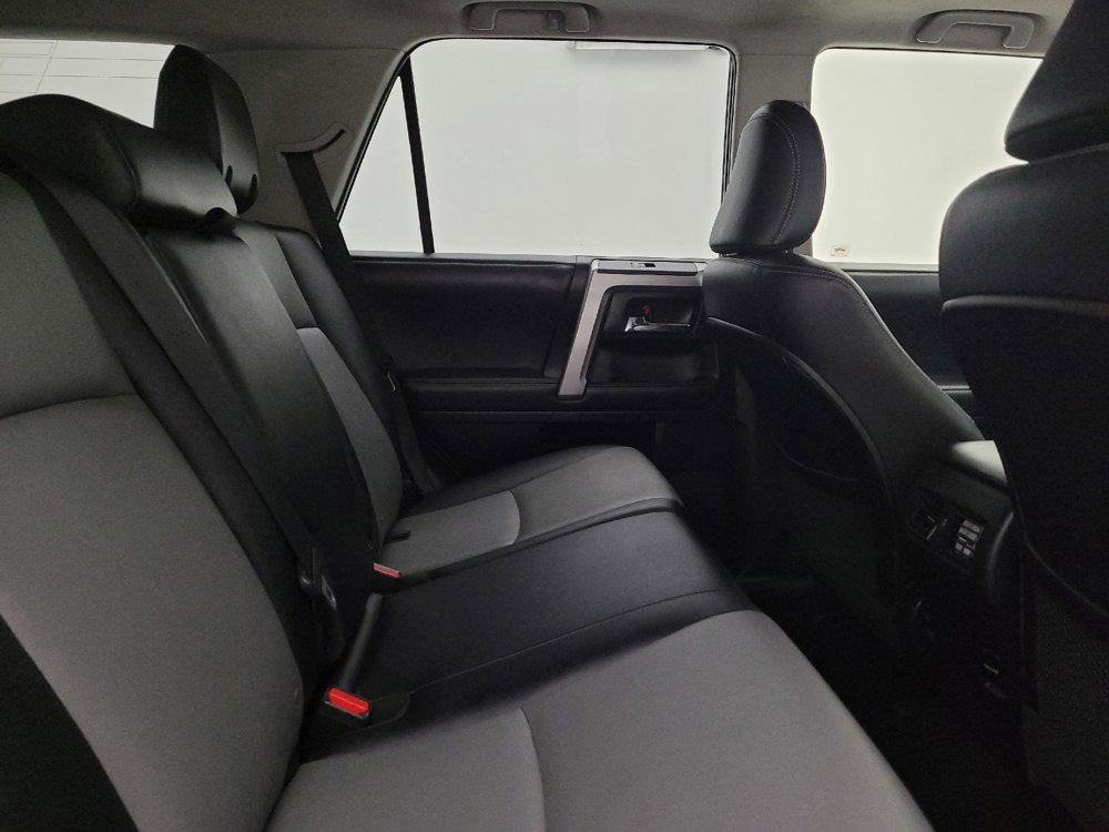 Used 2018 Toyota 4Runner SR5 Premium AWD/4WD image 19